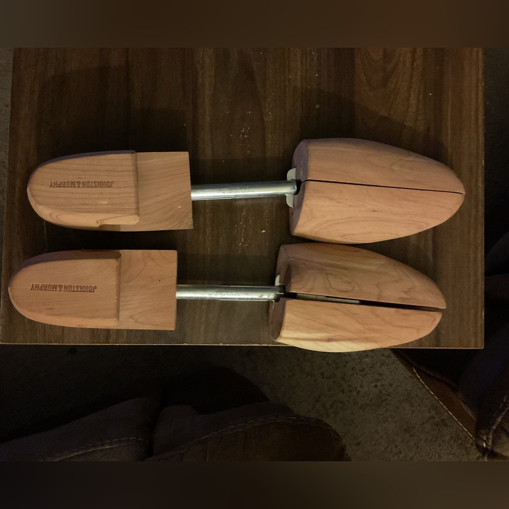 Johnston Murphy shoe trees